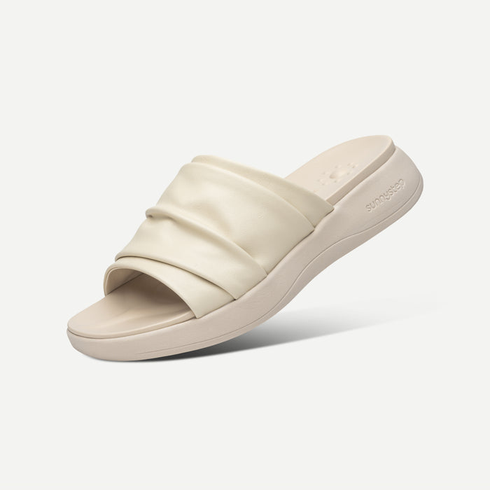 Balance Pleated Slider