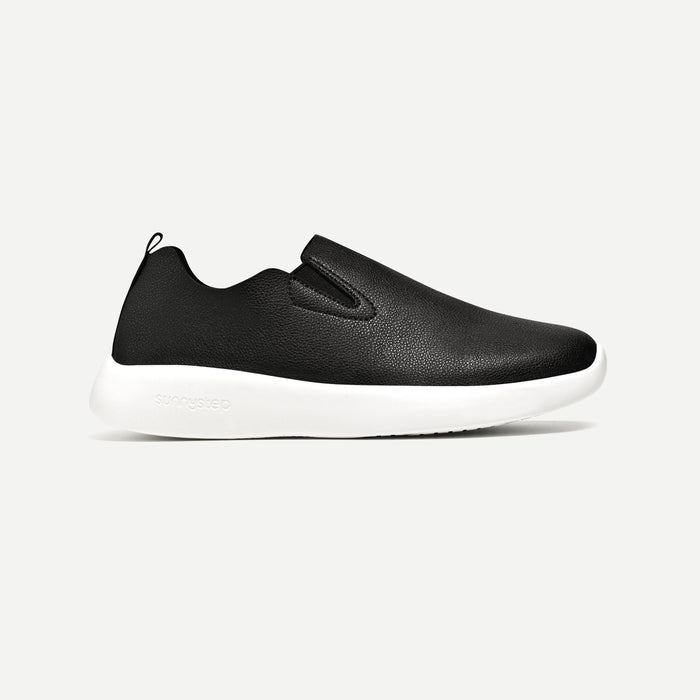 Black / 35