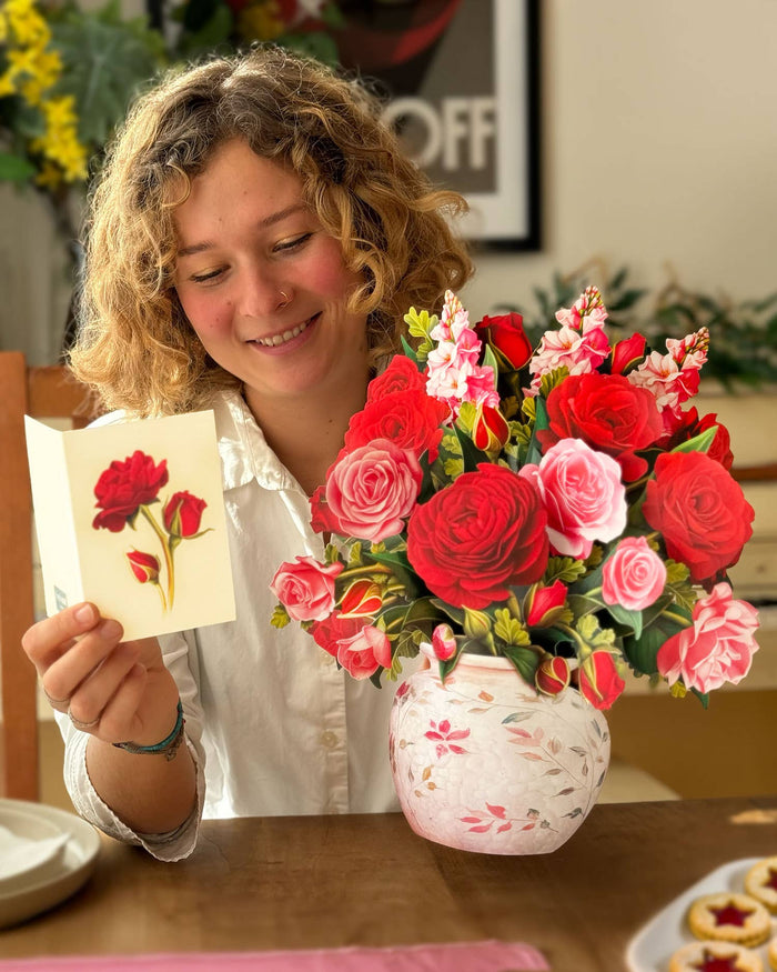 Blooming Roses  |  Pop-up Greeting Cards