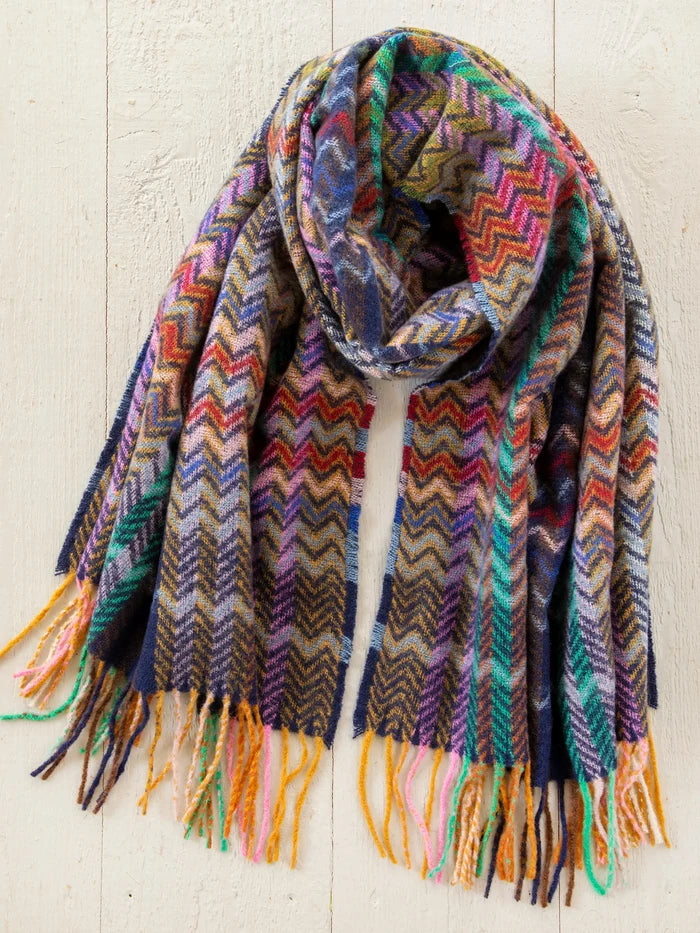 Cuddle Up Cozy Scarf - Espresso-view 2