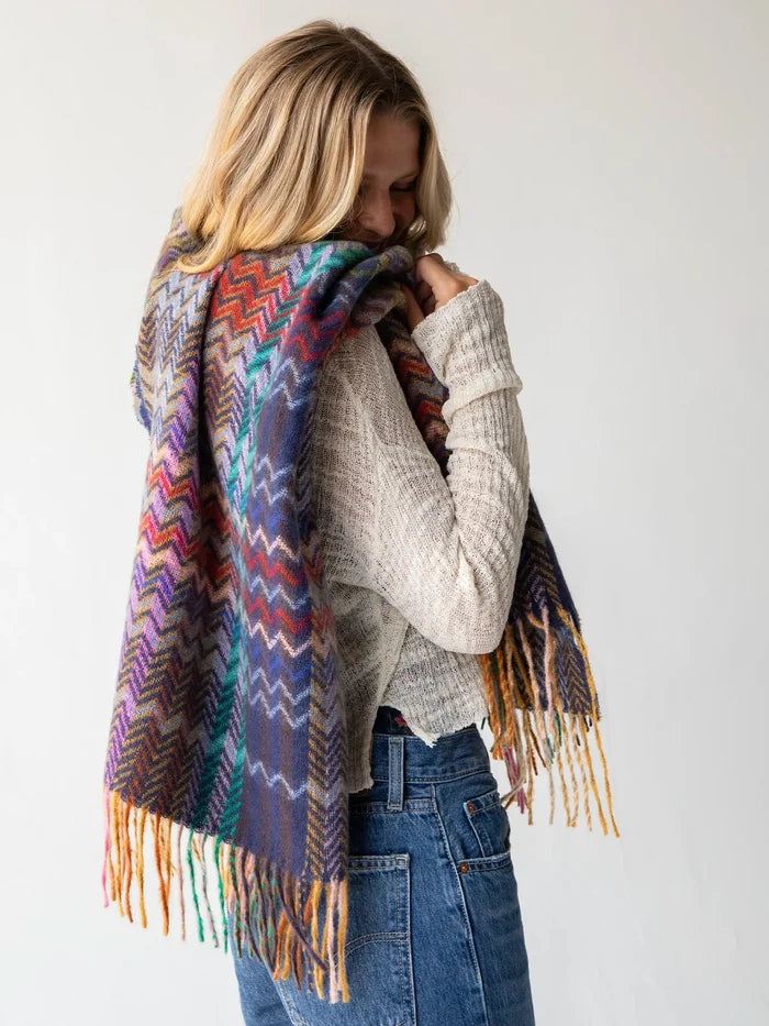 Cuddle Up Cozy Scarf - Espresso-view 3