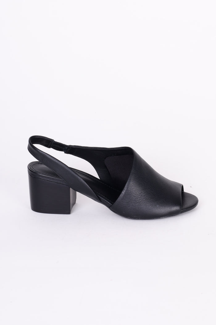 ike. Womens Black Heels Size EU 38