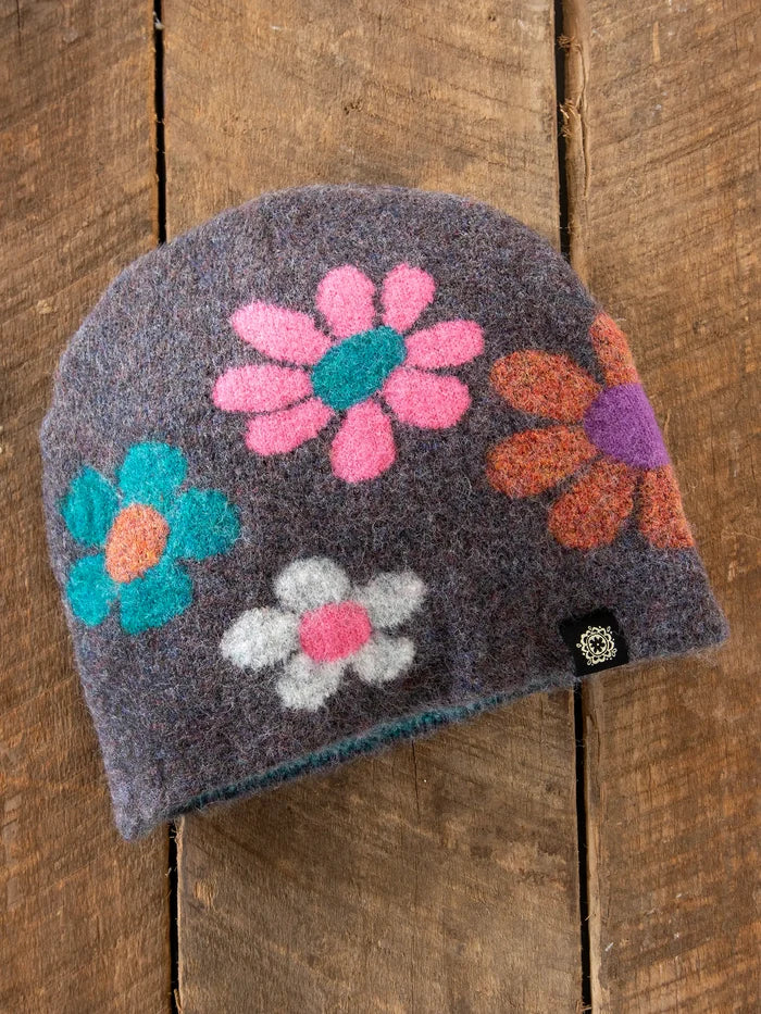 Intarsia Beanie - Charcoal Daisy-view 1