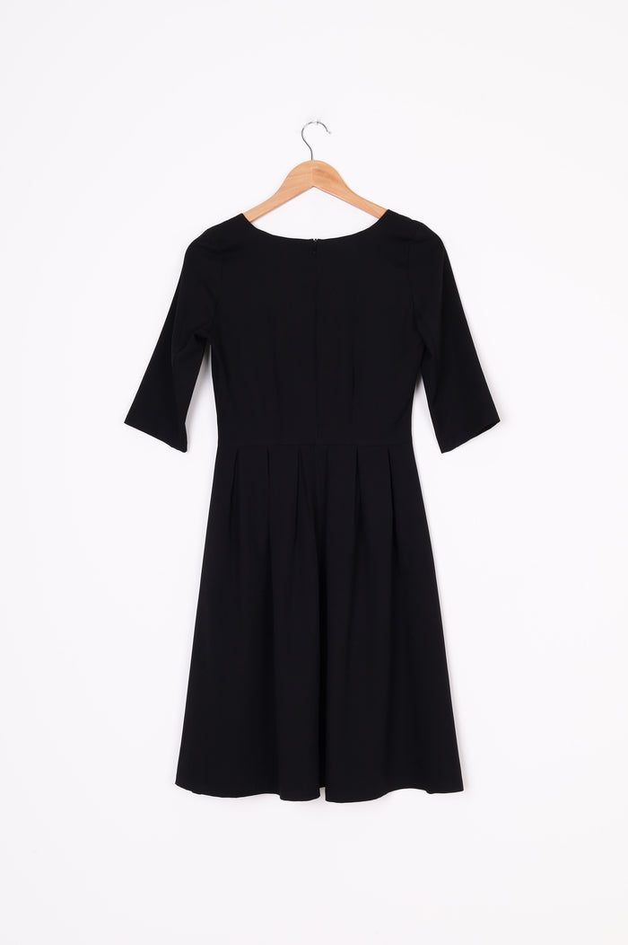 Kilt Womens Black Dress Size 8