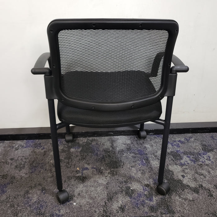 Rolling Mesh Back Guest Chair